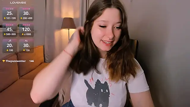 Snapshot of Sofi_Spark chatting on October 7, 2025, 7:49 am Sofi Spark online show from October 7, 2025, 7:49 am