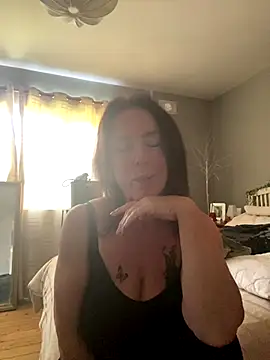 Sassylady online show from September 22, 2025, 2:41 pm