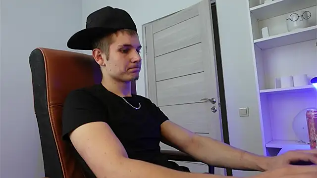 Snapshot of Mark_Karson chatting on September 28, 2025, 12:21 pm Mark Karson online show from September 28, 2025, 12:21 pm