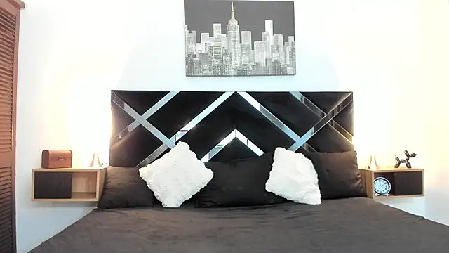 nextboywell1 online show from May 8, 2026, 3:01 am