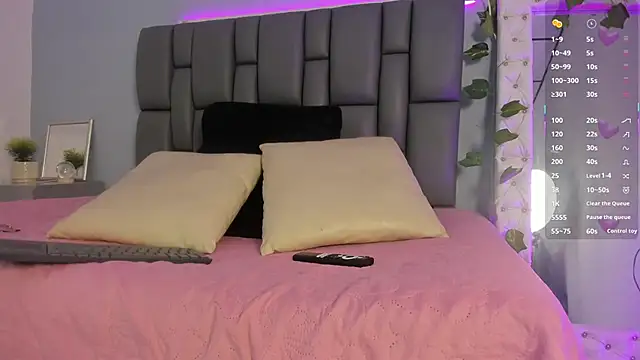  jasmine blush online show from October 4, 2025, 1:42 pm