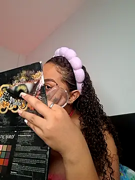 Snapshot of Nicoll_31 chatting on November 13, 2025, 10:41 pm Nicoll 31 online show from November 13, 2025, 10:41 pm