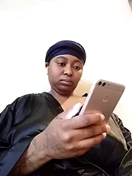 Snapshot of AcetousAbb chatting on October 9, 2025, 6:00 am AcetousAbb online show from October 9, 2025, 6:00 am