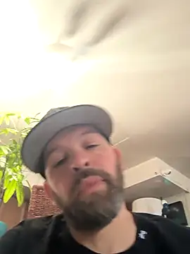 N2OBROWNIES online show from September 12, 2025, 5:57 pm