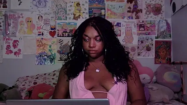 XKimmyGreen online show from June 25, 2026, 4:45 am