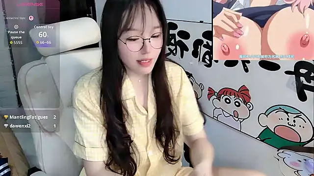 Angela-AMY online show from July 28, 2026, 3:46 am
