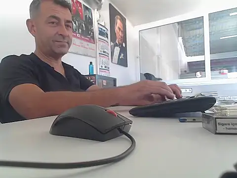 rafasilva3535 online show from September 10, 2025, 2:50 pm