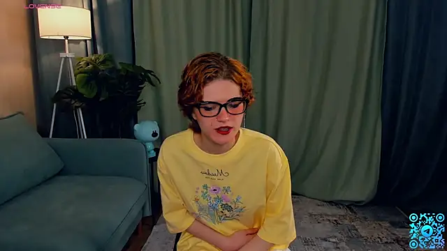 EdlinGathright online show from October 15, 2025, 4:12 am