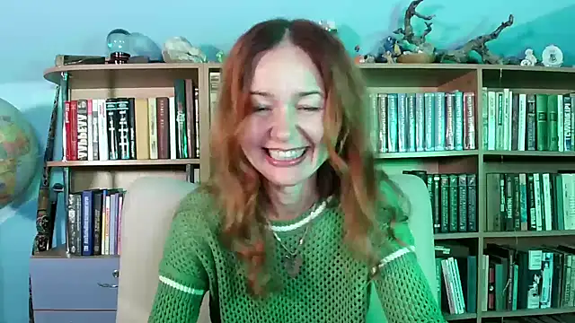 Foxilady357 online show from November 26, 2025, 4:41 pm