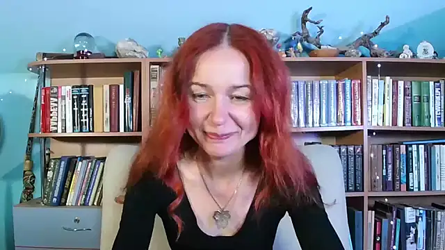 Snapshot of Foxilady357 chatting on April 25, 2026, 1:36 pm Foxilady357 online show from April 25, 2026, 1:36 pm