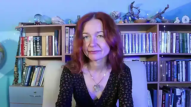 Snapshot of Foxilady357 chatting on April 29, 2026, 5:30 pm Foxilady357 online show from April 29, 2026, 5:30 pm