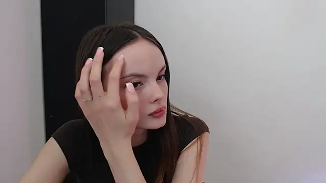 Ariella ari online show from September 17, 2025, 12:40 pm