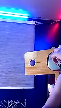 YiingandYang online show from December 19, 2025, 6:31 am