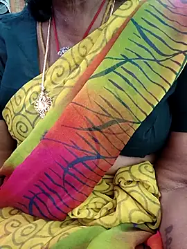 Snapshot of amuthasree chatting on September 15, 2025, 6:46 am amuthasree online show from September 15, 2025, 6:46 am