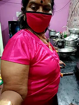 Snapshot of amuthasree chatting on September 21, 2025, 10:55 pm amuthasree online show from September 21, 2025, 10:55 pm