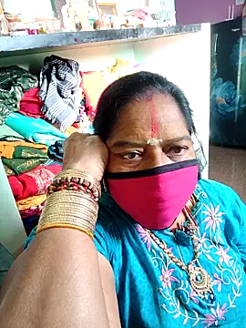 Snapshot of amuthasree chatting on September 28, 2025, 2:06 am amuthasree online show from September 28, 2025, 2:06 am