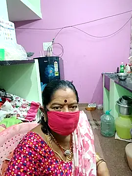 Snapshot of amuthasree chatting on October 8, 2025, 10:29 pm amuthasree online show from October 8, 2025, 10:29 pm