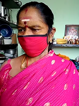 Snapshot of amuthasree chatting on October 20, 2025, 7:20 am amuthasree online show from October 20, 2025, 7:20 am