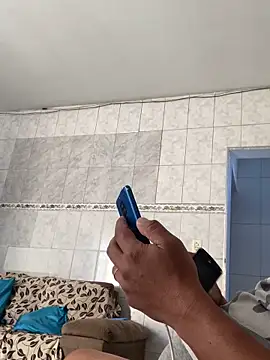 Snapshot of PIROCAGG21 chatting on November 19, 2025, 12:16 pm PIROCAGG21 online show from November 19, 2025, 12:16 pm