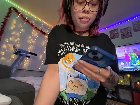 moan4mona online show from February 23, 2026, 1:47 am