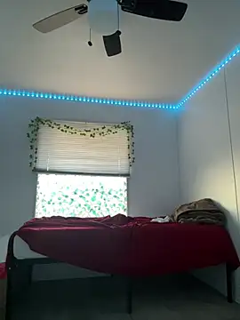 moan4mona online show from March 21, 2026, 12:15 am