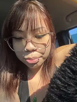 moan4mona online show from June 15, 2026, 3:14 pm