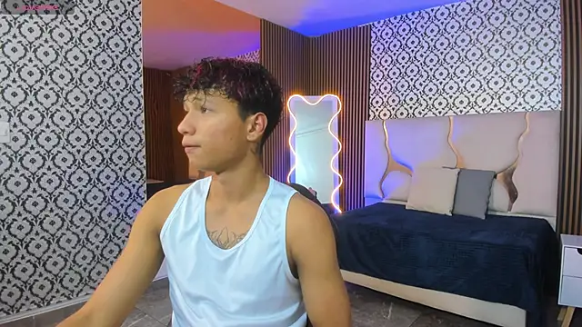 Snapshot of Ette_tay chatting on October 8, 2025, 3:59 am Ette tay online show from October 8, 2025, 3:59 am
