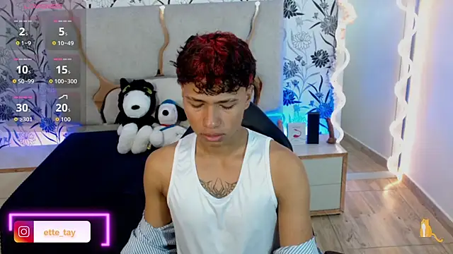 Snapshot of Ette_tay chatting on October 13, 2025, 3:06 am Ette tay online show from October 13, 2025, 3:06 am
