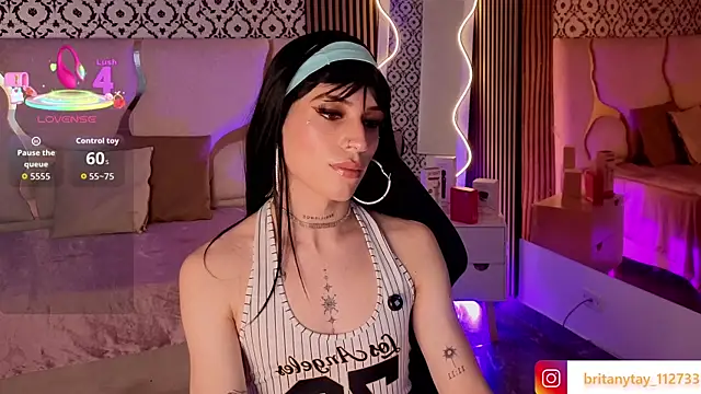 boyfox tay online show from January 18, 2026, 1:04 pm