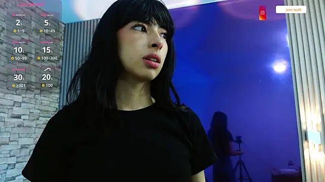 juno tay online show from September 8, 2025, 7:13 pm