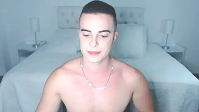 mr hunterx online show from September 26, 2025, 12:47 am