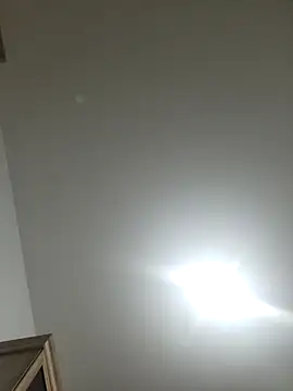 Snapshot of Victoria_Vergara chatting on October 1, 2025, 4:13 pm Victoria Vergara online show from October 1, 2025, 4:13 pm