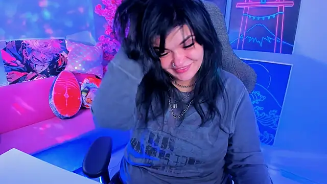 MaryHarrys online show from October 15, 2025, 11:27 pm