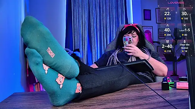 MaryHarrys online show from June 18, 2026, 9:14 am