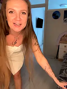 Funnyy  bunny online show from September 12, 2025, 11:54 am