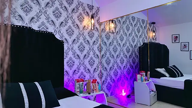 Becca Grims online show from February 4, 2026, 9:42 pm