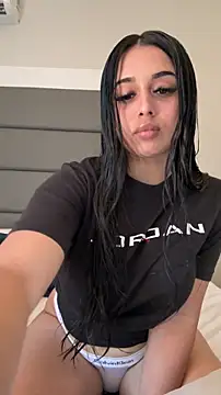 LilMisIndianx online show from February 19, 2026, 10:22 am