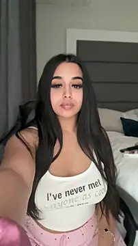 LilMisIndianx online show from May 14, 2026, 7:15 am