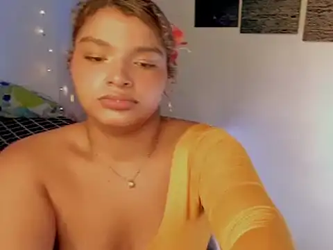 chloe kisses online show from April 21, 2026, 11:27 am