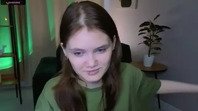 Dilara xBaby online show from April 22, 2026, 2:07 pm