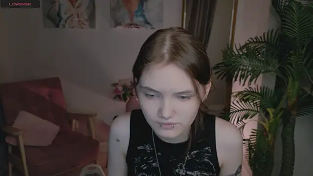 Dilara xBaby online show from April 28, 2026, 2:11 pm
