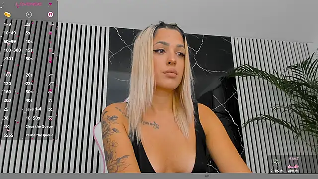 daisyblushh online show from September 29, 2025, 7:08 pm