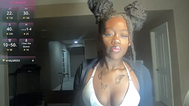 Snapshot of maskedgirl5005 chatting on September 16, 2025, 5:03 pm maskedgirl5005 online show from September 16, 2025, 5:03 pm