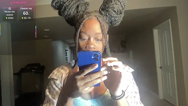 Snapshot of maskedgirl5005 chatting on September 17, 2025, 6:09 pm maskedgirl5005 online show from September 17, 2025, 6:09 pm