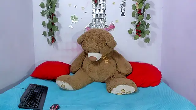 NataliaAndJulliam online show from February 23, 2026, 3:48 am