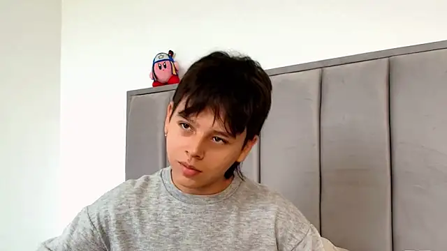 Snapshot of nico_leroy chatting on September 21, 2025, 3:35 pm nico leroy online show from September 21, 2025, 3:35 pm