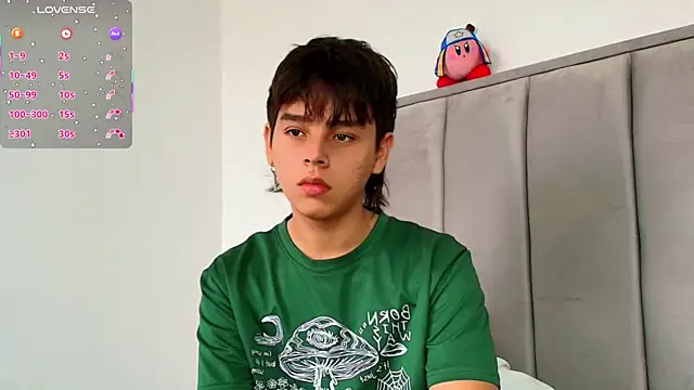 Snapshot of nico_leroy chatting on September 26, 2025, 4:11 pm nico leroy online show from September 26, 2025, 4:11 pm