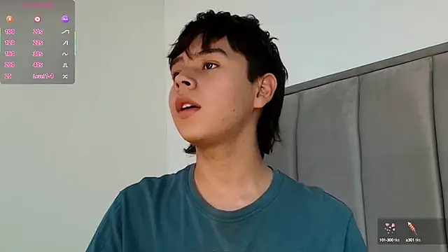 Snapshot of nico_leroy chatting on October 2, 2025, 7:43 pm nico leroy online show from October 2, 2025, 7:43 pm