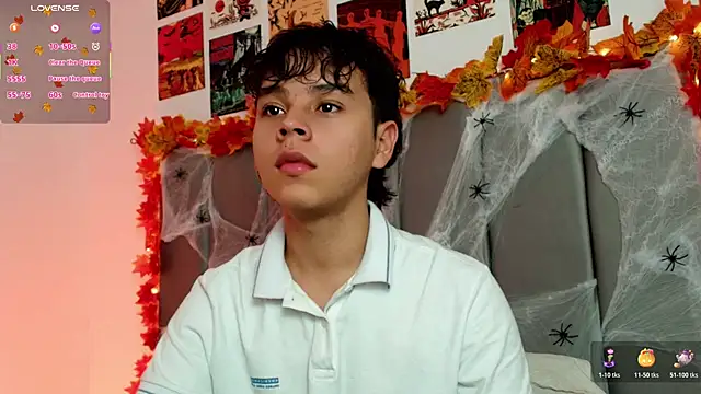 Snapshot of nico_leroy chatting on October 18, 2025, 7:36 pm nico leroy online show from October 18, 2025, 7:36 pm