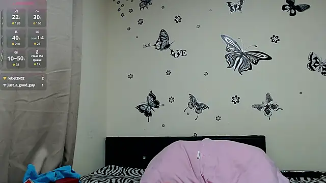liz7skinny online show from June 11, 2026, 9:24 pm